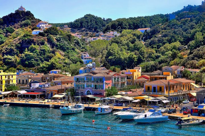 karlovassi port karlovassi port
